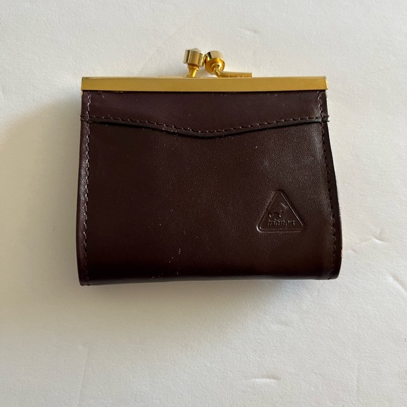 Trianon framed leather kisslock split change pouch - Picture 3 of 10